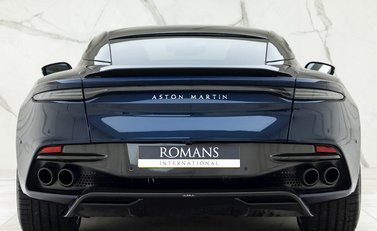 Aston Martin DBS Superleggera 5