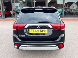 Mitsubishi Outlander 2.4 Outlander Dynamic PHEV CVT 4WD 5dr 75