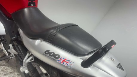 Triumph TT 2001 ONLY 9K NEW MOT 600CC INLINE 4 SPORTS BIKE 15