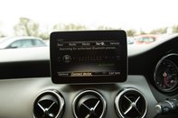 Mercedes-Benz GLA Class GLA 180 URBAN EDITION 25