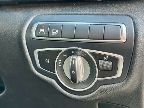 Mercedes-Benz V Class 2.2 V220d AMG Line MPV 5dr Diesel G-Tronic+ Euro 6 (s/s) 7 Seat (163 ps) 80