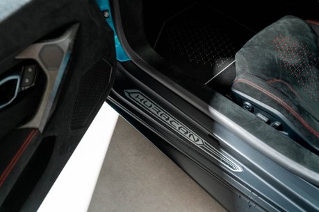 Lamborghini Huracan LP 640-4 PERFORMANTE. NOW SOLD. SIMILAR REQUIRED. PLEASE CALL 01903 254 800 43