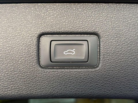 Audi SQ7 4.0 TDI V8 SUV 5dr Diesel Tiptronic quattro Euro 6 (s/s) (435 ps) 45
