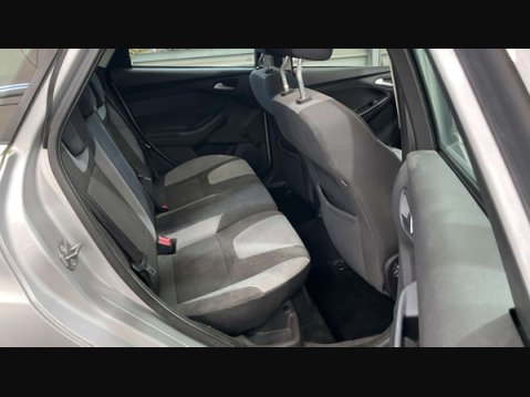 Ford Focus 1.6 Focus Zetec 125 5dr 13