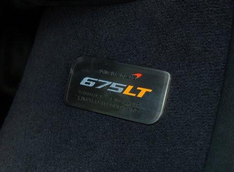 McLaren 675LT 31
