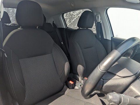 Peugeot 208 S/S TECH EDITION 12