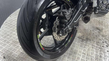 Kawasaki Z650 2017 29K NEW MOT SERVICED A2 BIKE 650CC NAKED TWIN SPORTS EXHAUST 10