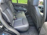 Land Rover Range Rover 3.0 Range Rover SE D MHEV Auto 4WD 5dr 19