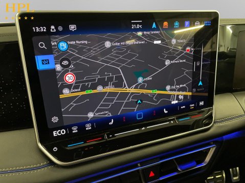 Volkswagen Tiguan 1.5 TSI eHybrid 19.7kWh R-Line SUV 5dr Petrol Plug-in Hybrid DSG Euro 6 (s/ 16