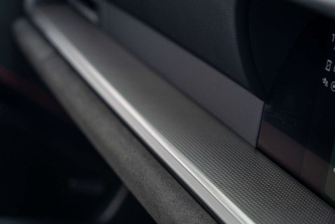 Porsche 911 Targa 4 GTS PDK 14