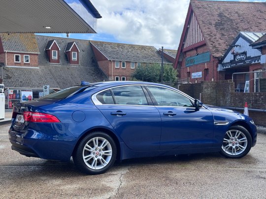 Jaguar XE GTDI PRESTIGE 