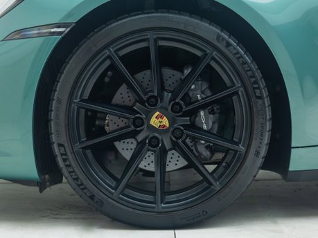 Porsche 911 Targa 4 (992) 