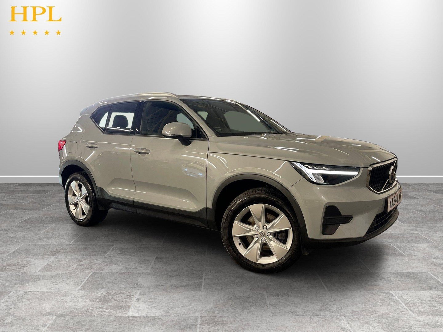 2024 Volvo XC40