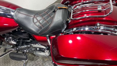 Harley-Davidson Touring 1745 FLHXS Street Glide Special Euro 4 62