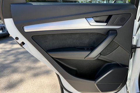 Audi Q5 TDI QUATTRO S LINE - PANORAMIC SUNROOF -TECH PACK -VIRTUAL COCKPIT 33