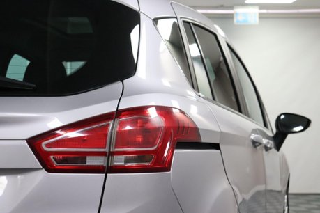Ford B-Max TITANIUM X NAVIGATOR 23