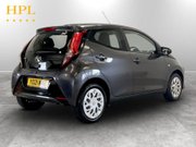 Toyota Aygo 1.0 VVT-i x-play Hatchback 5dr Petrol Manual Euro 6 (s/s) (71 ps) 7