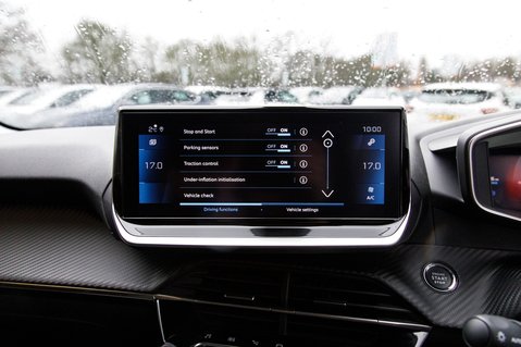 Peugeot 208 PURETECH ALLURE PREMIUM PLUS S/S 24