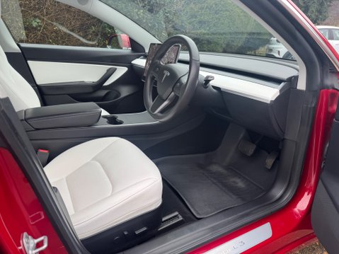 Tesla Model 3 STANDARD RANGE PLUS 7