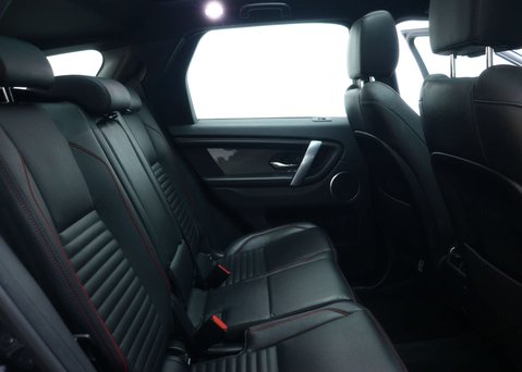 Land Rover Discovery Sport 2.0 Discovery Sport R-Dynamic HSE D Auto 4WD 5dr 56
