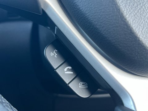 Suzuki Vitara SZ-T BOOSTERJET MHEV 32