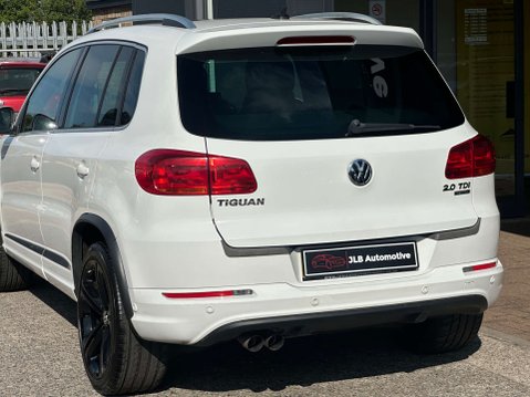 Volkswagen Tiguan 2.0 Tiguan R-Line TDI BlueMotion Technology 4Motion Semi-Auto 4WD 5dr 10