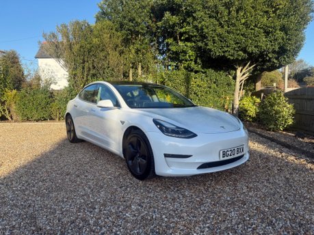 Tesla Model 3 (Dual Motor) Long Range Auto 4WDE 4dr 2