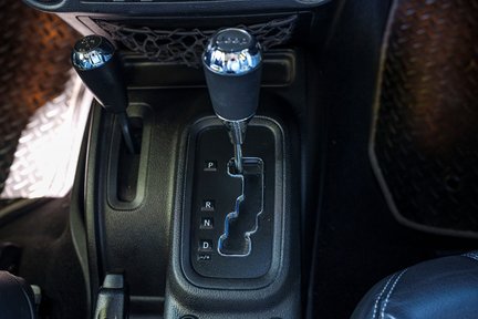 Jeep Wrangler SAHARA CRD By Kahn's The Chelsea Truck Company 22