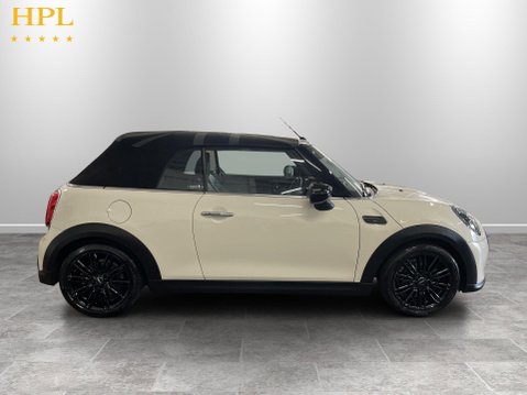 Mini Convertible 1.5 Cooper Exclusive Convertible 2dr Petrol Steptronic Euro 6 (s/s) (136 ps 8