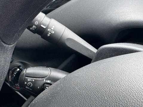 Peugeot 208 1.2 VTi Active Euro 5 5dr 19