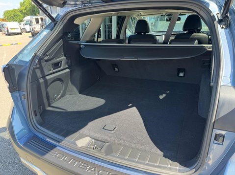 Subaru Outback TOURING 12