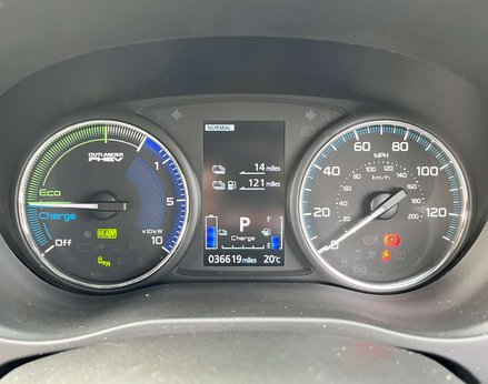 Mitsubishi Outlander 2.4 Outlander Dynamic PHEV CVT 4WD 5dr 21