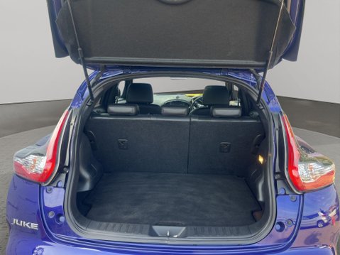 Nissan Juke 1.2 DIG-T Tekna Euro 6 (s/s) 5dr 8