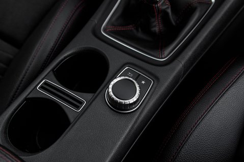 Mercedes-Benz A Class A 200 AMG LINE EXECUTIVE 39