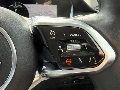 Jaguar I-Pace 400 90kWh SE SUV 5dr Electric Auto 4WD (400 ps) 32