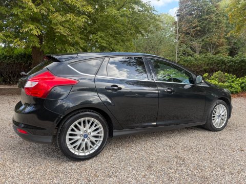 Ford Focus 1.6 Zetec Euro 5 5dr 9