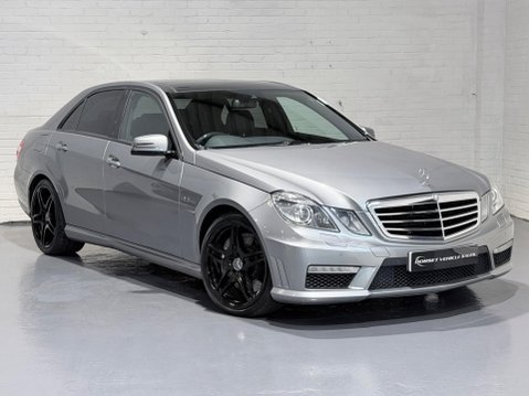 Mercedes-Benz E Class 6.2 E63 V8 AMG G-Tronic Euro 5 4dr 1