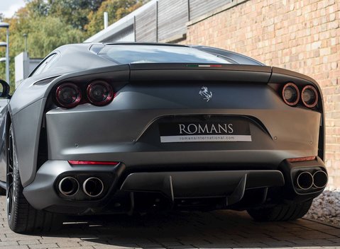 Ferrari 812 Superfast 21