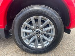 Mitsubishi L200 2.4 L200 Barbarian DI-D Auto 4WD 16