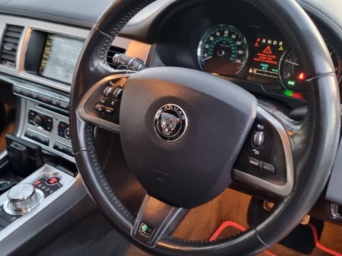 Jaguar XF D R-SPORT SPORTBRAKE 24