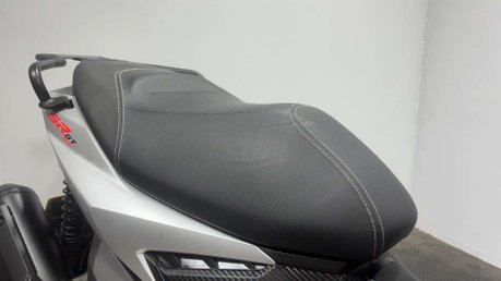Aprilia SR GT 2022 18K NEW MOT 14BHP LEARNER SCOOTER HPI CLEAR 34