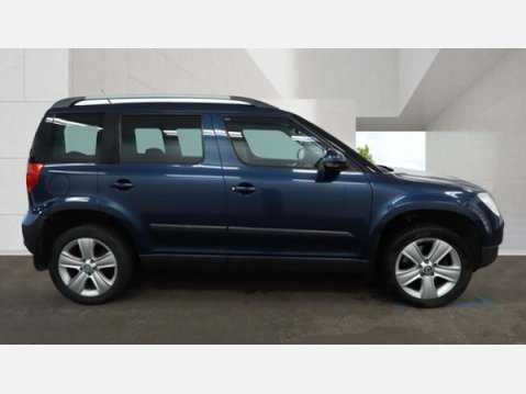 Skoda Yeti 2.0 TDI SE Plus SUV 5dr Diesel Manual 4WD Euro 5 (170 ps) 5