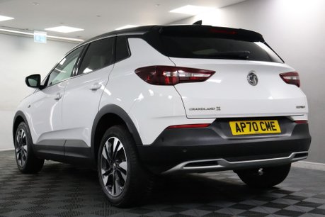 Vauxhall Grandland X SRI NAV 22