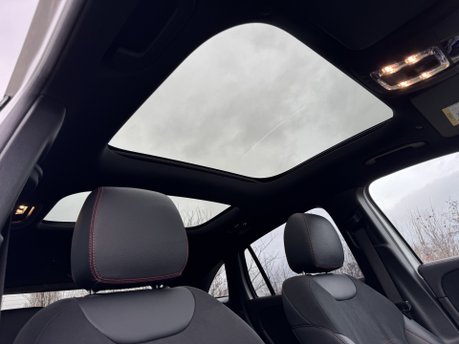 Mercedes-Benz EQA EQA 250 AMG Line Premium Plus Auto Electric PAN ROOF/MEMORY SEATS/VAT Q 2