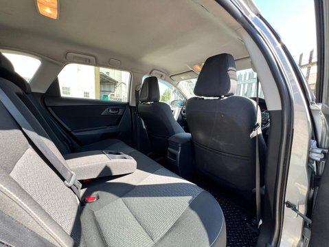 Toyota Auris VVT-I ICON PLUS 44