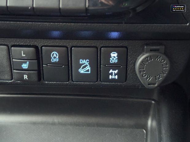 Toyota Hilux Invincible X | AUTO | D-4D | Camera | Nav | 2.8 LT | No VAT| 44
