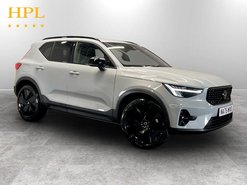 Volvo XC40 2.0 B4 MHEV Plus Black Edition SUV 5dr Petrol Hybrid DCT Auto Euro 6 (s/s)