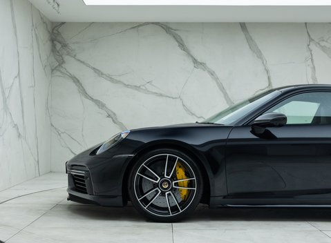 Porsche 911 Turbo S (992) 42