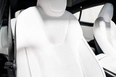 Tesla Model S PLAID AWD. NOW SOLD. SIMILAR REQUIRED. PLEASE CALL 01903 254800. 16