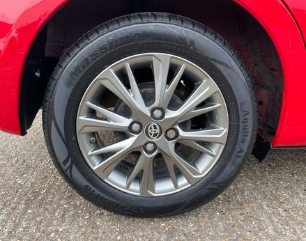 Toyota Yaris 1.5 Yaris Icon Tech VVT-i 5dr 15